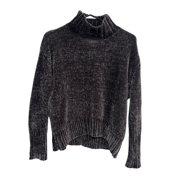 Cozy Luxe Turtleneck Sweater Chelsea & Theodore Soft Knit Gray Size S - Picture 1 of 4